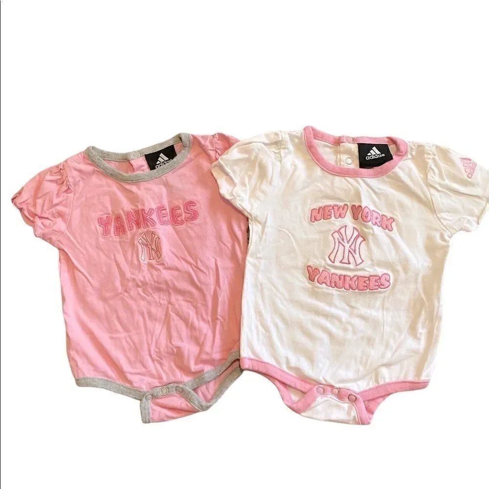 Two Pack of Pink NY Yankees Onesies 3-6 Months